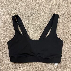 Vuori Black Scoop Sports Bra - Everyday Support